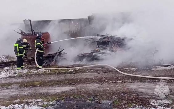 В Курском районе огнеборцы ликвидировали возгорание за 12 минут