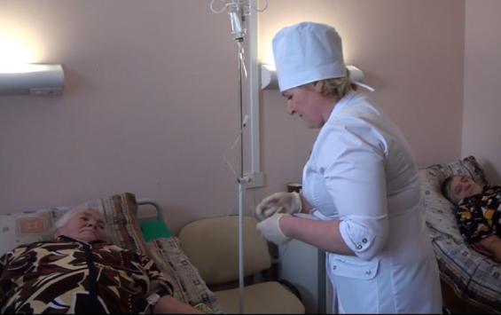 Медики Курской областной больницы провели приём в Октябрьской ЦРБ