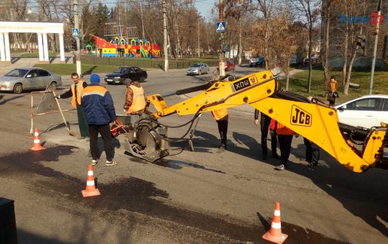 «Год дорог» в Курске: ямочного ремонта на ул. Красной Армии не будет!
