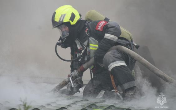 В Курске огнеборцы ликвидировали пожар в бане на Литовской