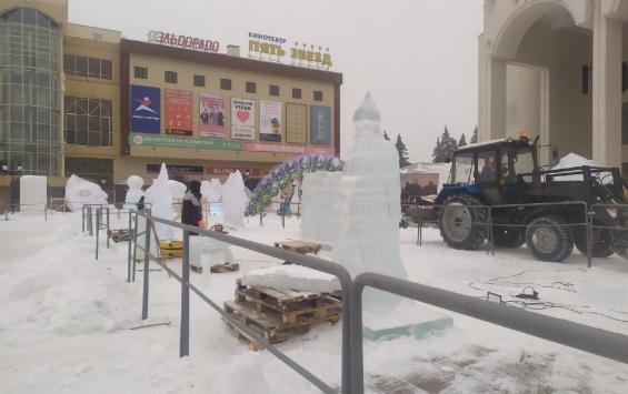 В Курске завершается фестиваль снежной и ледовой скульптуры «Зимняя сказка»