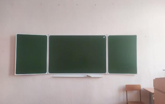 В Курске продлили дистанционное обучение в 18 школе до конца учебного года