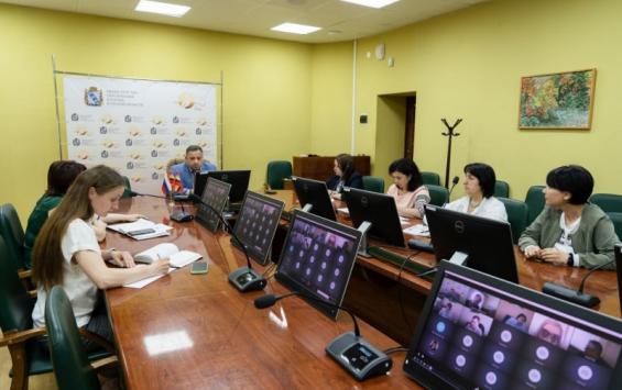 В Курской области рассказали о порядке поступления выпускников приграничных районов