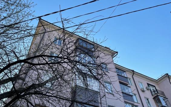 В Курске благоустроенными квартирами обеспечили 6 детей-сирот