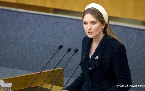 В Госдуме предлагают усилить социальную рекламу для борьбы с ожирением