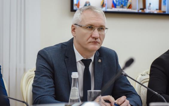 В правительстве Курской области закрепили руководителей по безопасности и антикоррупционной работе