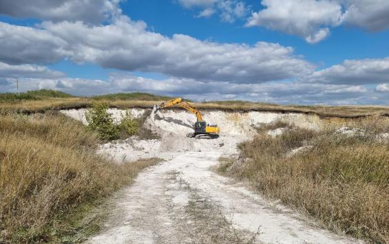 Выявлен несанкционированный карьер по добыче песка