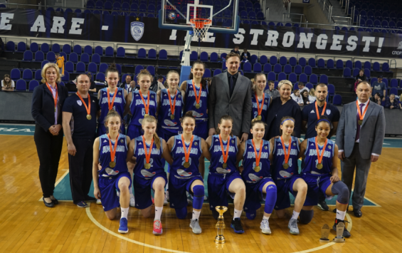 Курское «Динамо-Юниор» поставило победный восклицательный знак в завершившемся баскетбольном сезоне (ФОТО)