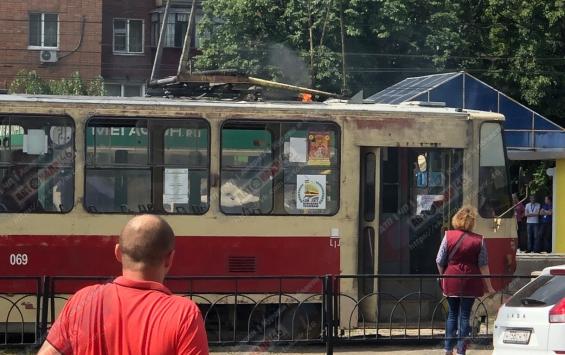 В Курске загорелся трамвай