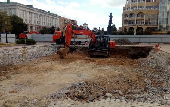Новый мэр дал поручение исправить тротуары в центре Курска и сохранить клёны