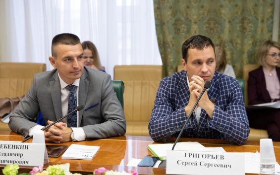 Руководитель курского молодёжного ведомства выступил на Совете Федерации