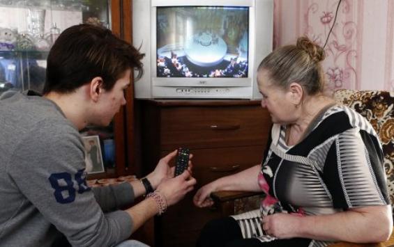 Доверие россиян к телевидению за десять лет упало на четверть