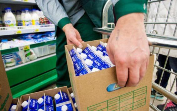 В Курске было выявлено более 130 тонн просроченной «молочки» на одном складе