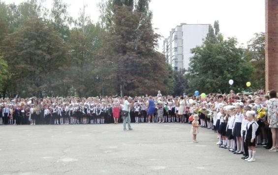 В курских школах торжественные линейки в честь Дня знаний пройдут  2 сентября