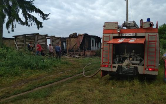 В Курской области сгорел частный жилой дом