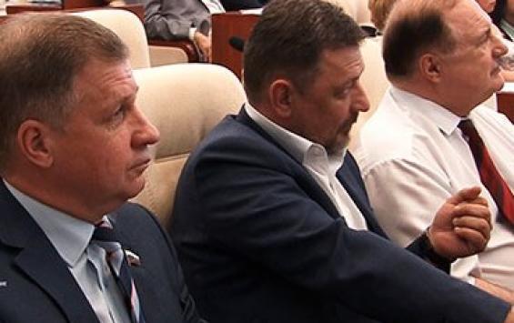 Бывший депутат курской облдумы пытается вернуть себе достоинство