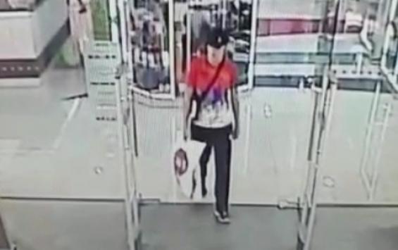 Курская полиция ищет подозреваемого в краже из супермаркета