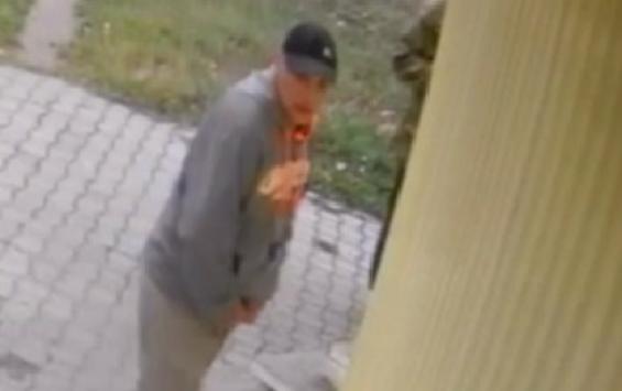 В Курске ищут подозреваемого в нападении с ножом