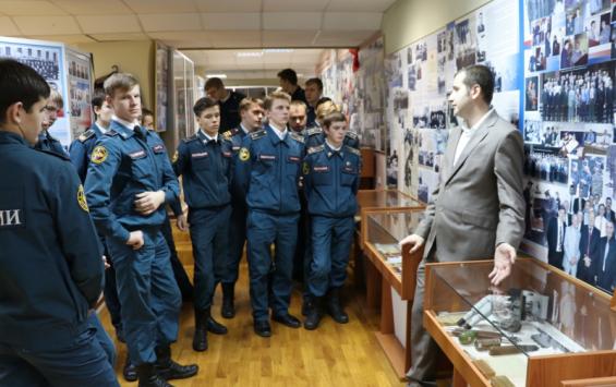 В День Героев Отечества Музей МВД посетили учащихся кадетских классов