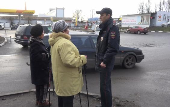 Увлёкшихся скандинавской ходьбой пенсионерок пришлось искать полиции