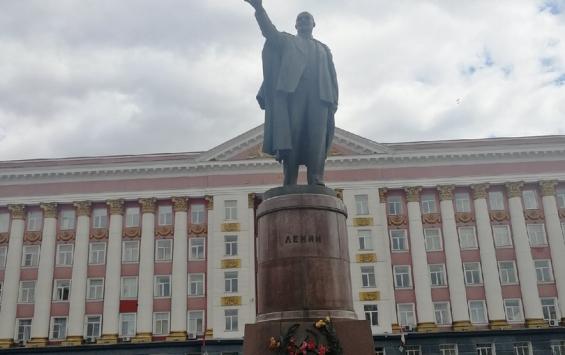 Из-за режима самоизоляции день рождения Ленина обошелся без митингов
