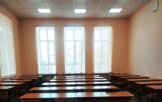 Учителю за ЕГЭ должны платить 517 рублей в час