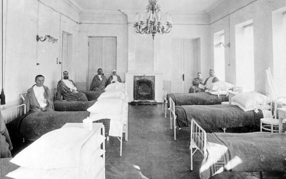 Где в прошлом веке располагались курские госпитали?