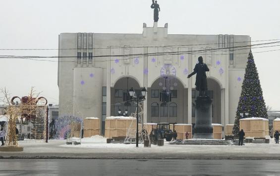 В Курске завершается подготовка к фестивалю снежных скульптур