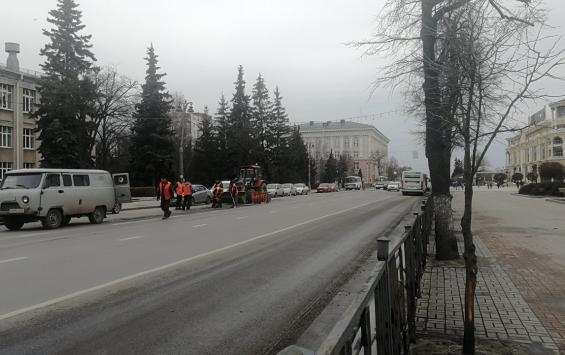 В Курске на Ленина начался ремонт дороги