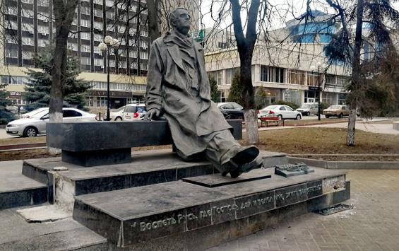 Памятник Георгию Свиридову станет муниципальной собственностью