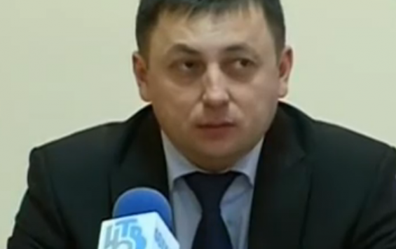 Алексей Карнаушко сменил областную администрацию на Железногорскую