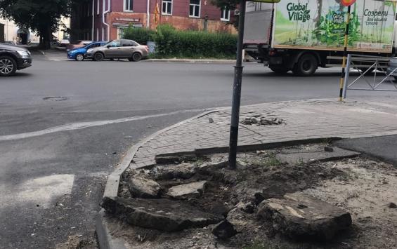 Когда закончится ремонт тротуаров на Дзержинского?
