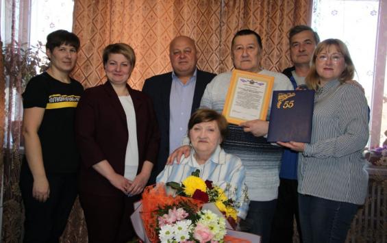 Ветеран Вооружённых сил РФ с женой отметили 55 лет семейной жизни