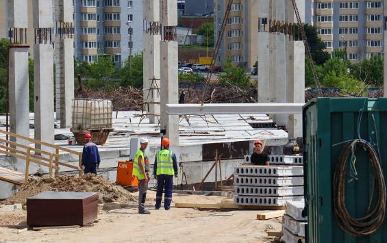 В Курске продолжают строительство областной детской больницы на проспекте Плевицкой