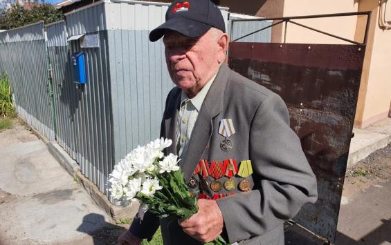 Участник Курской битвы Михаил Шумаков отметил 95-летие