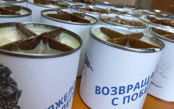 В Курске волонтеры продолжают создавать свечи для бойцов СВО