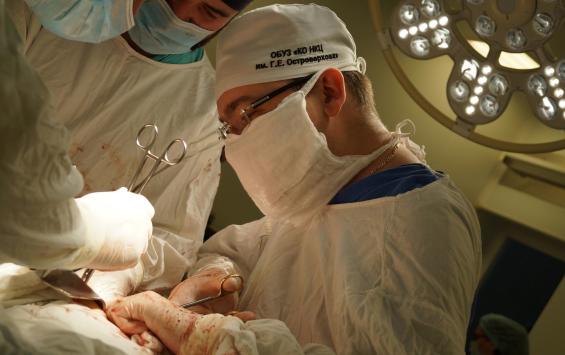 В Курске врачи онкоцентра провели сложнейшую операцию длительностью 6 часов