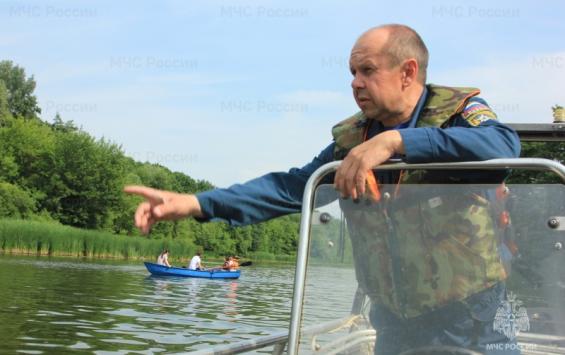 Инспекторы ГИМС патрулируют водоемы Курской области в преддверии купального сезона