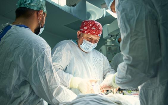 В Курском онкологическом центре провели сложнейшую шестичасовую операцию