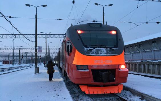 Пригородный поезд «Железногорск-Орел» вернулся на линию