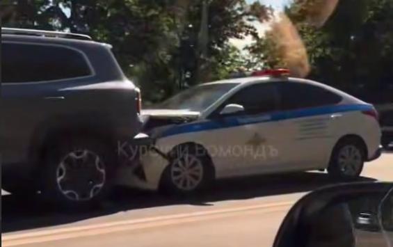 В Курске на улице Карла Маркса произошло ДТП с участием полицейского автомобиля