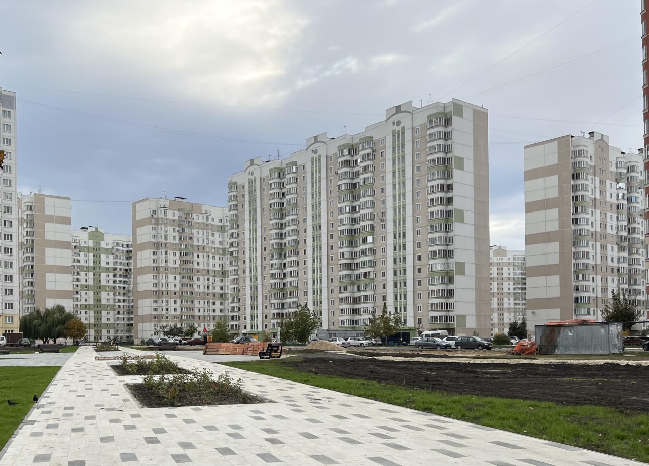 В Курске пожарные не смогли подъехать к месту вызова из-за припаркованных машин