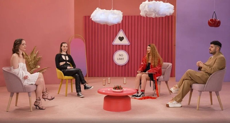 Близняшки из Курска примут участие в романтическом шоу «Богиня свиданий»