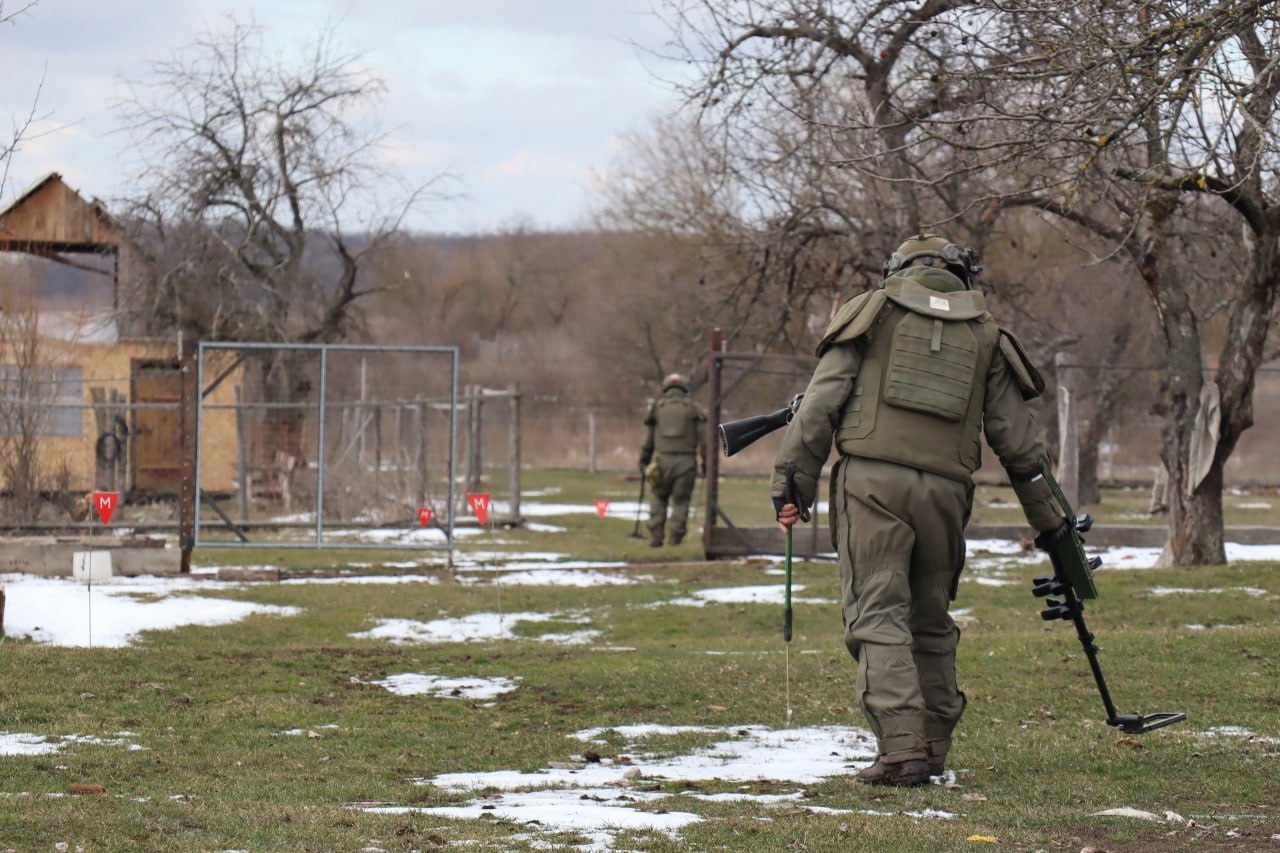 В Курской области уничтожено более 408 тысяч мин и взрывоопасных предметов