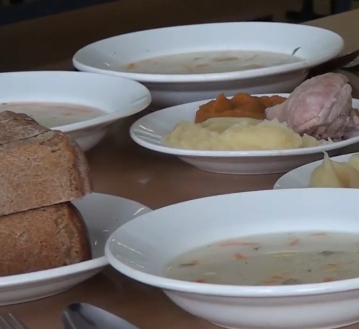 В Курске продолжается проверсла поставок сокозаменителей в школы