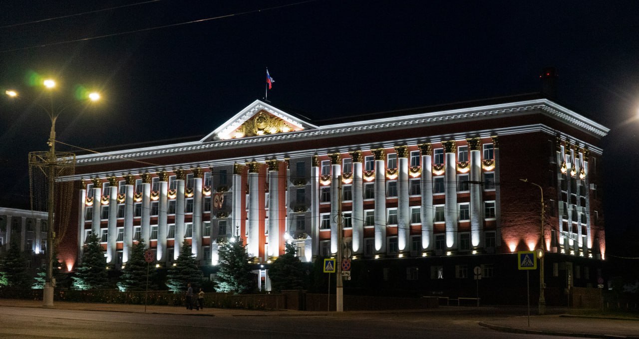 Хинштейн поручил ускорить уборку территории на въезде в курскую Боевку