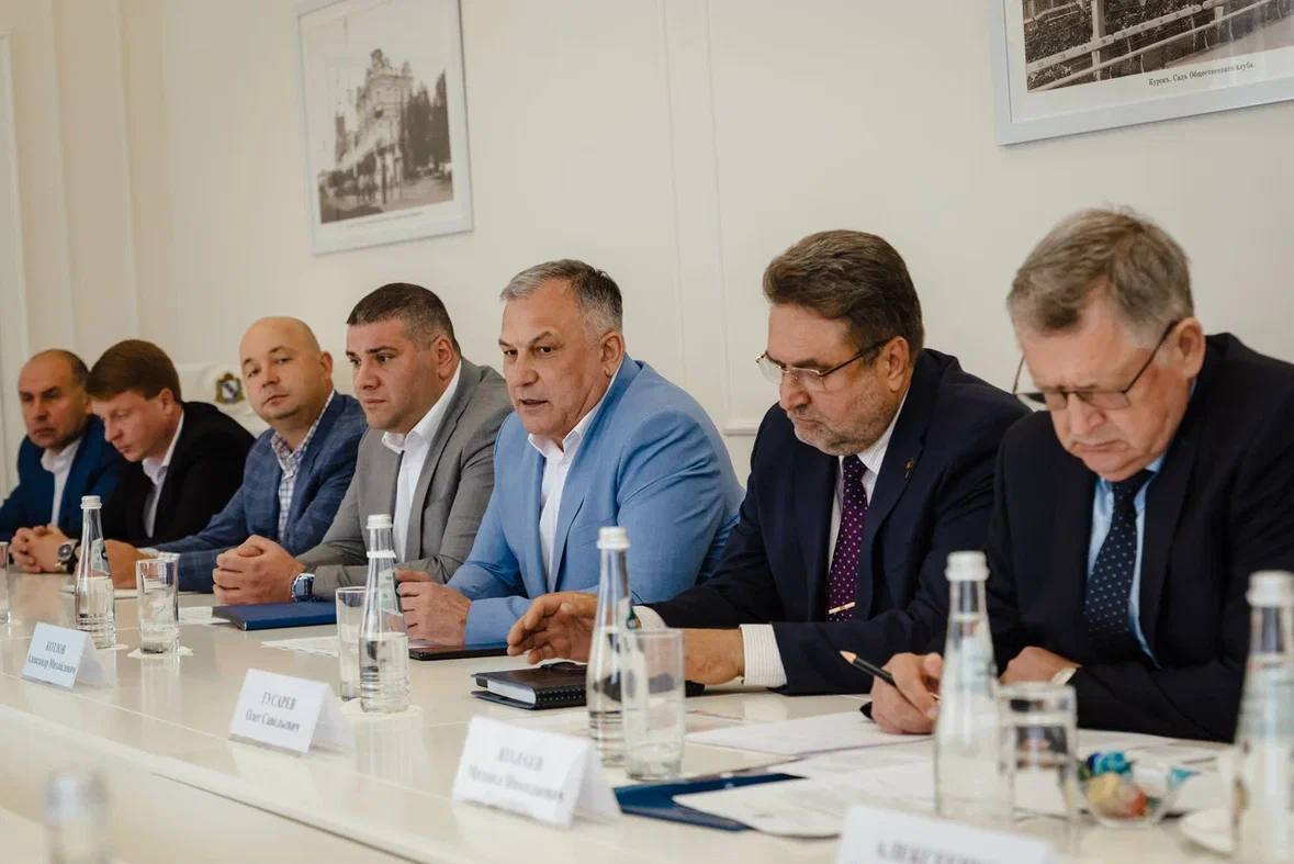 В Курской области повысят безопасность образовательных и социальных объектов