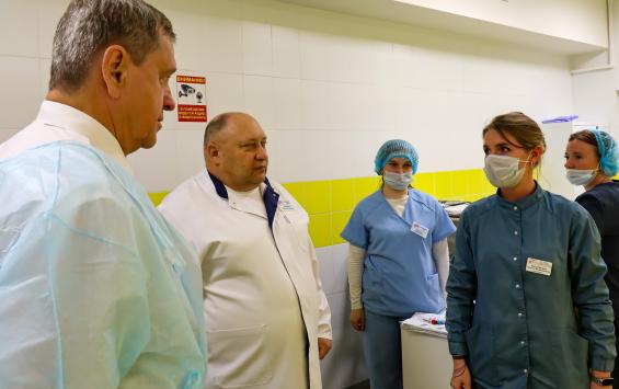 Кардиохирурги Курска и специалисты центра Бакулева провели экстренную операцию и спасли пациента с инфарктом Кардиохирурги Курска и специалисты центра Бакулева провели экстренную операцию и спасли пациента с инфарктом