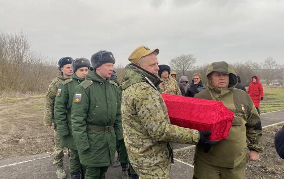 В Горшеченском районе перезахоронили красноармейца Василия Поваляева с воинскими почестями