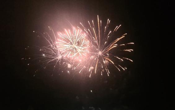 Жителям Курской области напомнили какие пиротехнические изделия разрешены